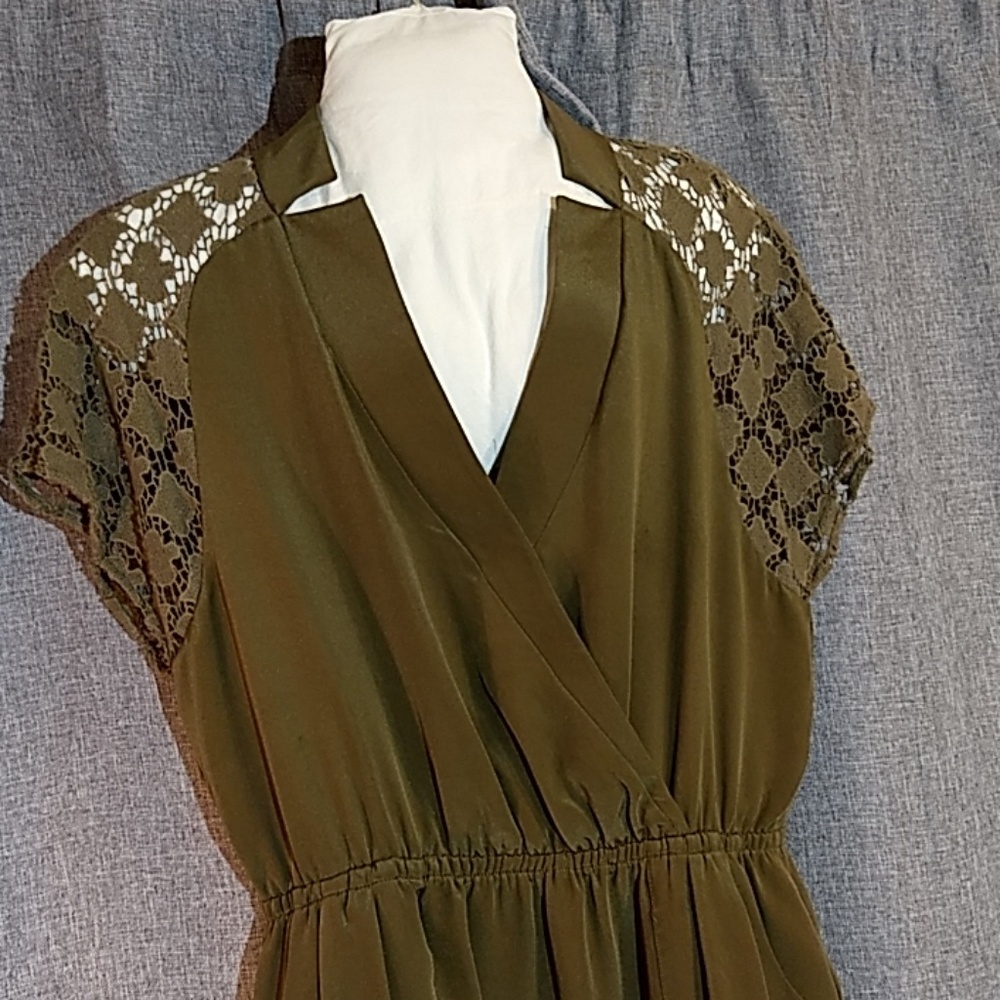Rebecca Minkoff lace detail olive dress must have - Picture 2 of 8